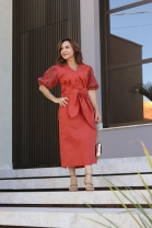 Conjunto de Saia e Blusa com Decote V Vermelho