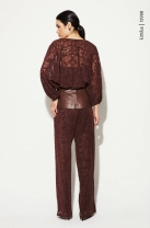Conjunto de Cal&ccedil;a e Cropped de Renda e Couro Marrom