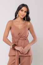 Conjunto de Calça e Blusa com Amarração Mocha Mousse