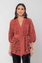 Conjunto de Kimono e Cropped Terra